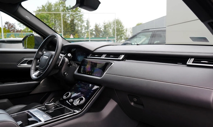 Land Rover Range Rover Velar cena 199000 przebieg: 83672, rok produkcji 2018 z Szczawno-Zdrój małe 301